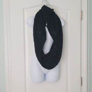 Kenneth Cole Multiway top/scarf